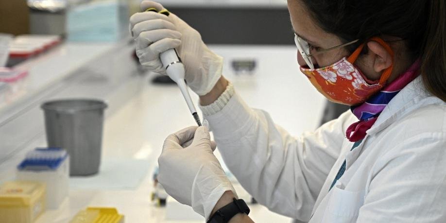 Primeiros resultados da fase 3 mostram que vacina da Pfizer contra Covid-19 é