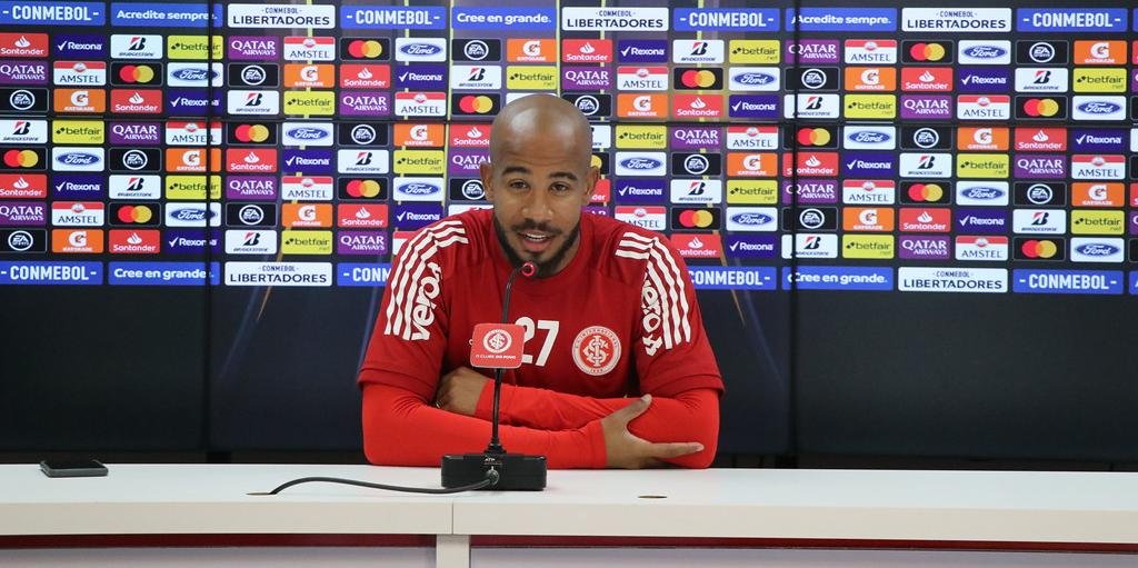 Patrick alerta para evitar levar gol cedo e aposta em