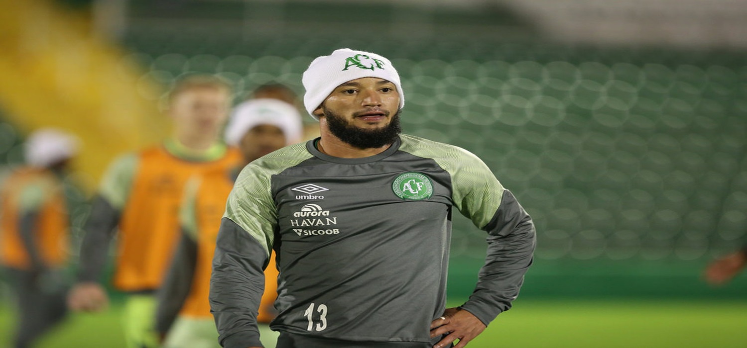 Proposta do exterior não agrada, e Chape só liberará Arthur por