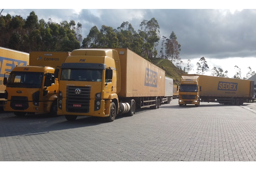 Câmara aprova texto-base do projeto de privatização dos Correios