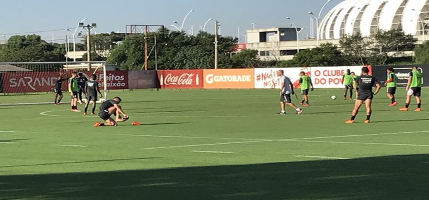 Grupo do Inter se reapresenta com treino para reservas e